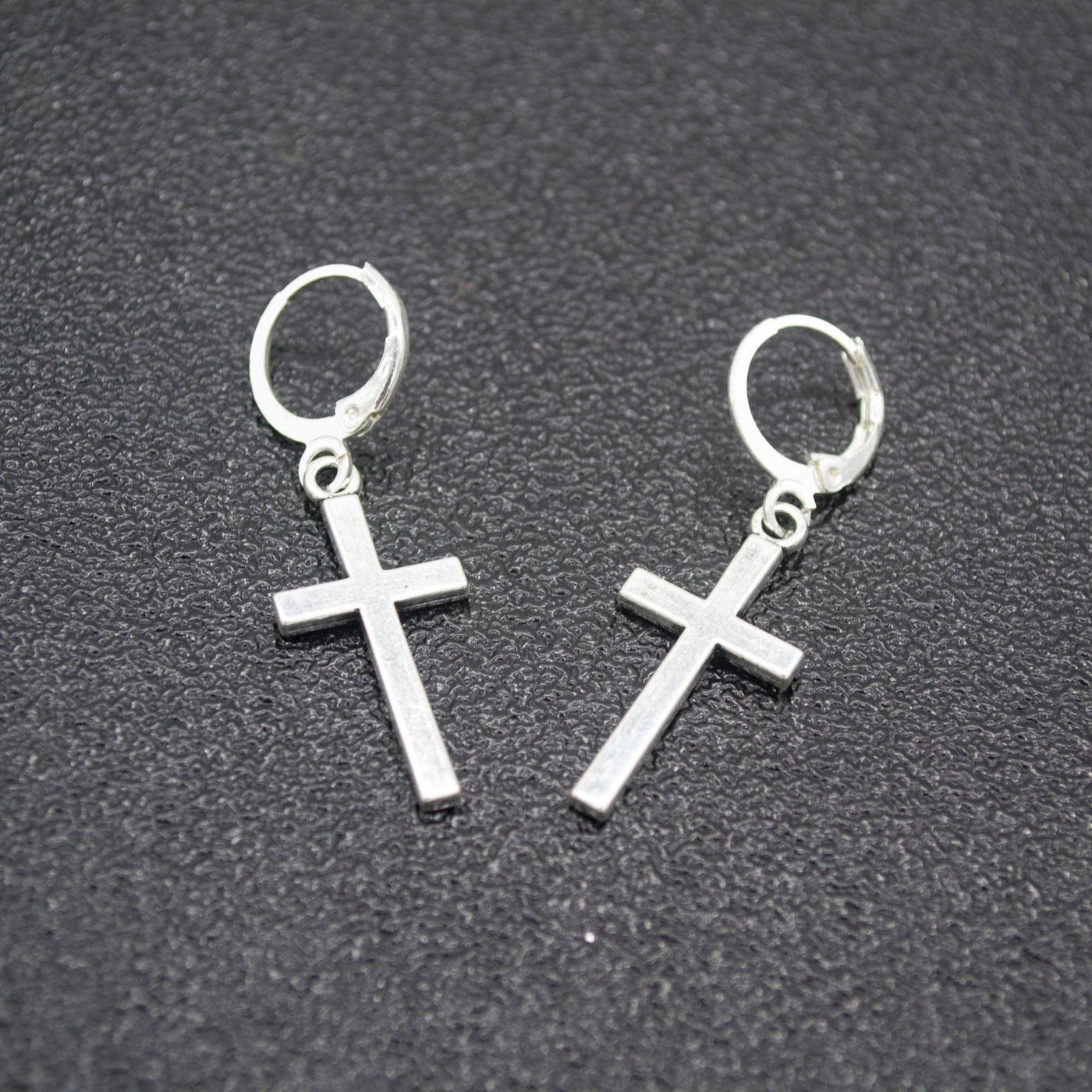 CROSS EARRING