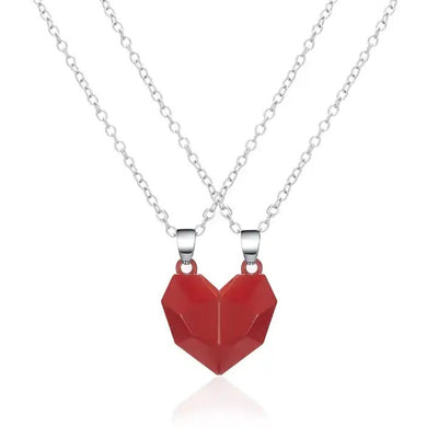 MAGNETIC HEART NECKLACE